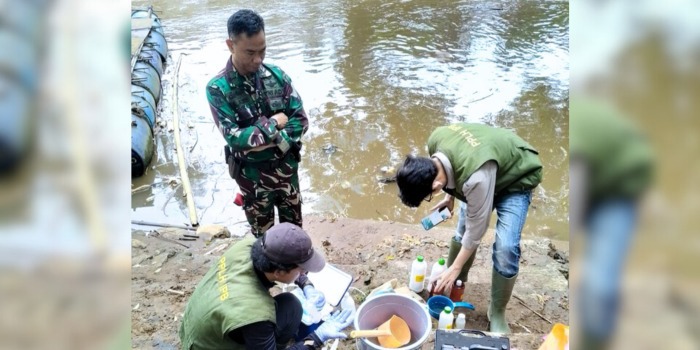 Cover Jumlah Sungai Tercemar Berat di Jakarta Turun Signifikan dari Tahun Sebelumnya